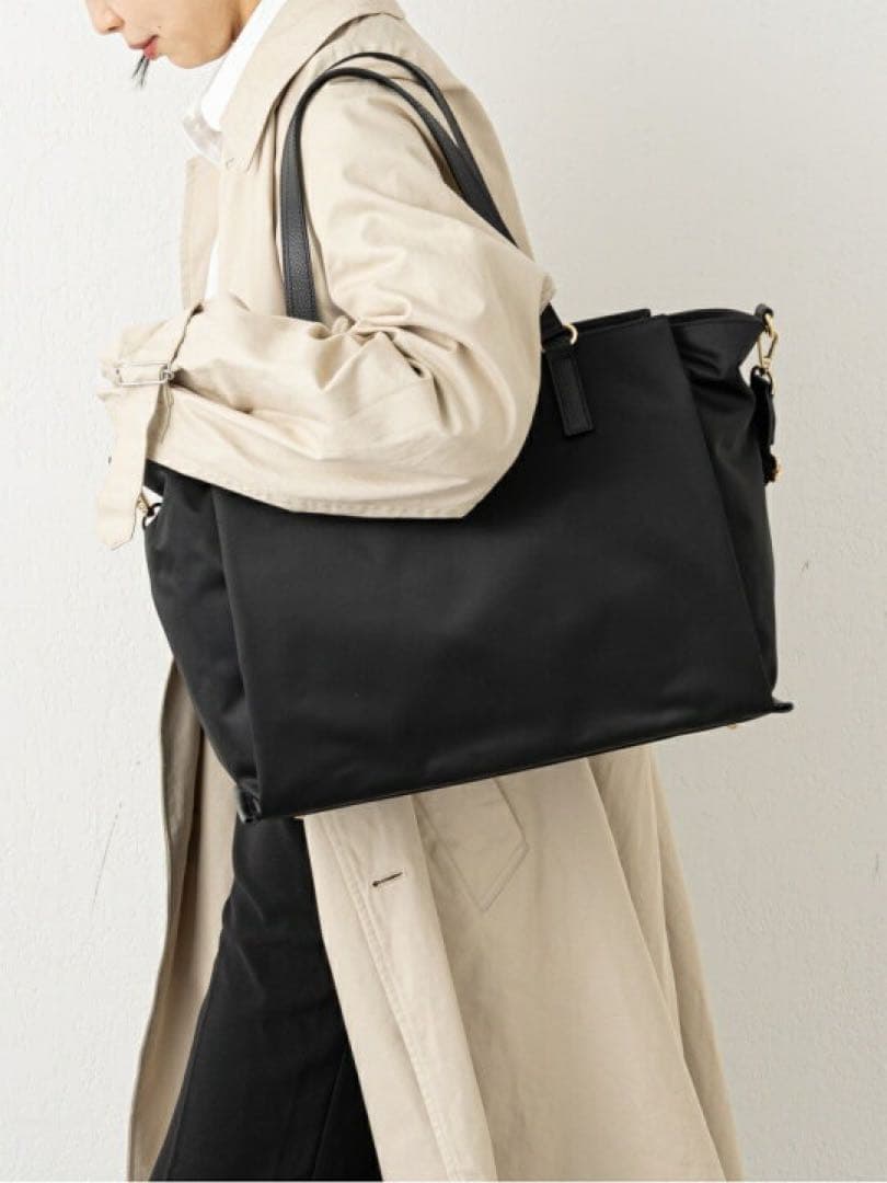 未使用ラシット大容量三層構造ポケット多数15インチPC入るお仕事2wayバッグ