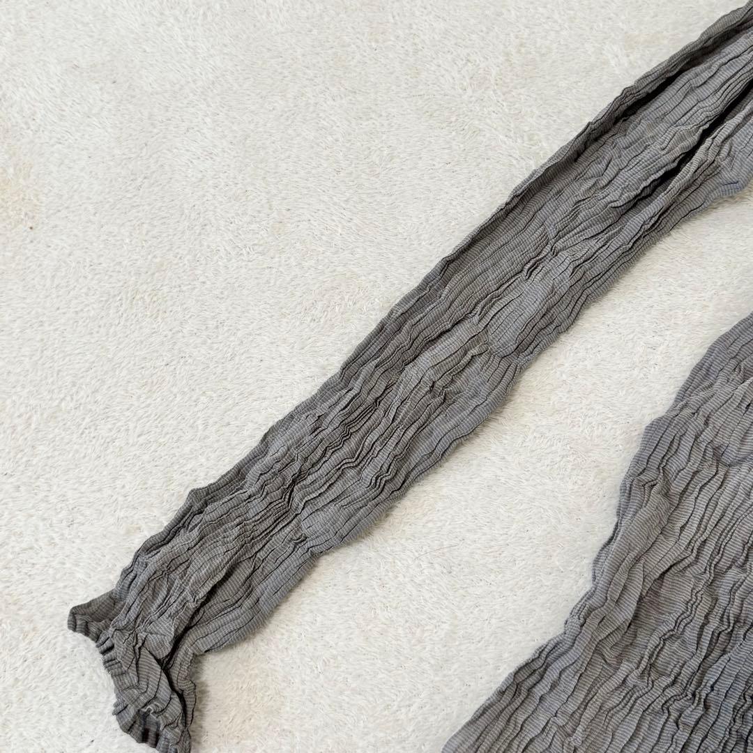 極美品✨ISSEY MIYAKE プリーツ　シルク　グレー　長袖　大きめサイズ