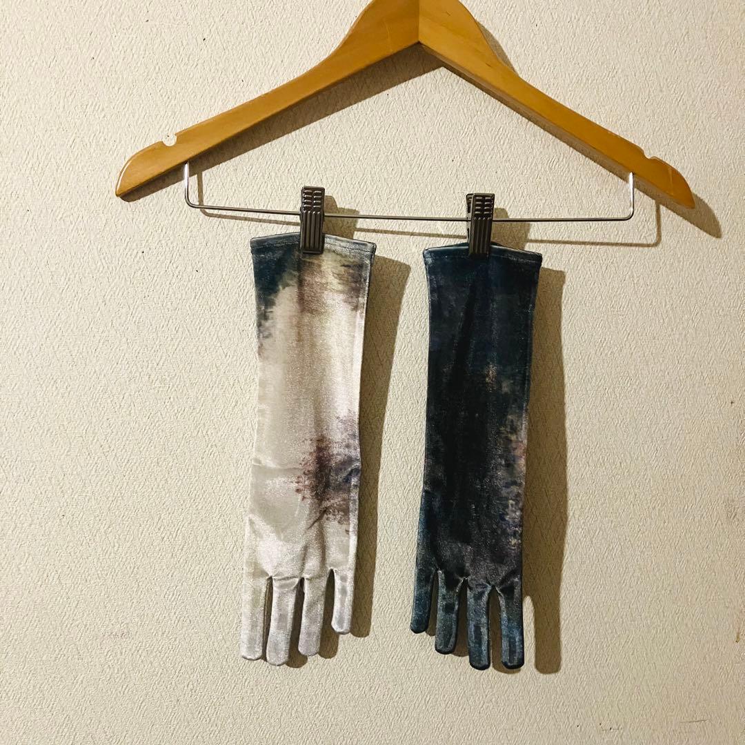 AMERI×THE MET SCENERY VELOUR TOP