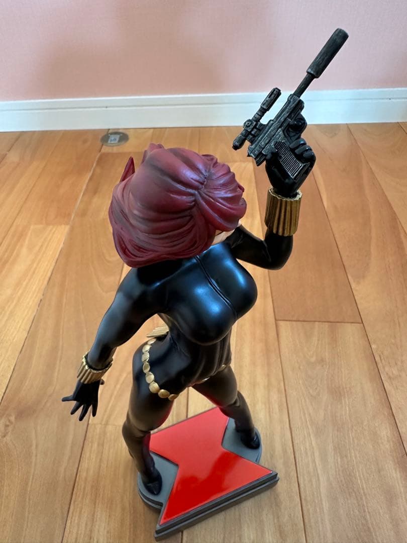【希少・限定】　MARVEL　マーベル　ボウエン　ブラック・ウィドウ　スタチュー