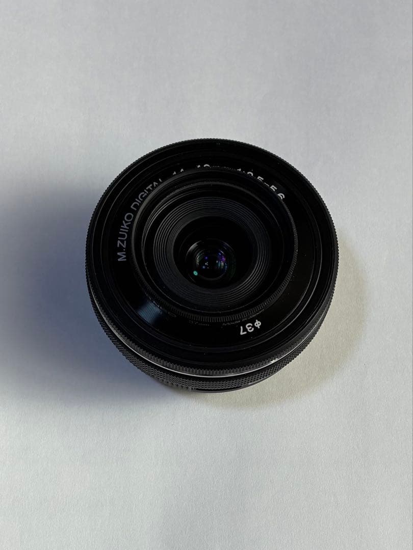 オリンパス　パンケーキズームレンズ