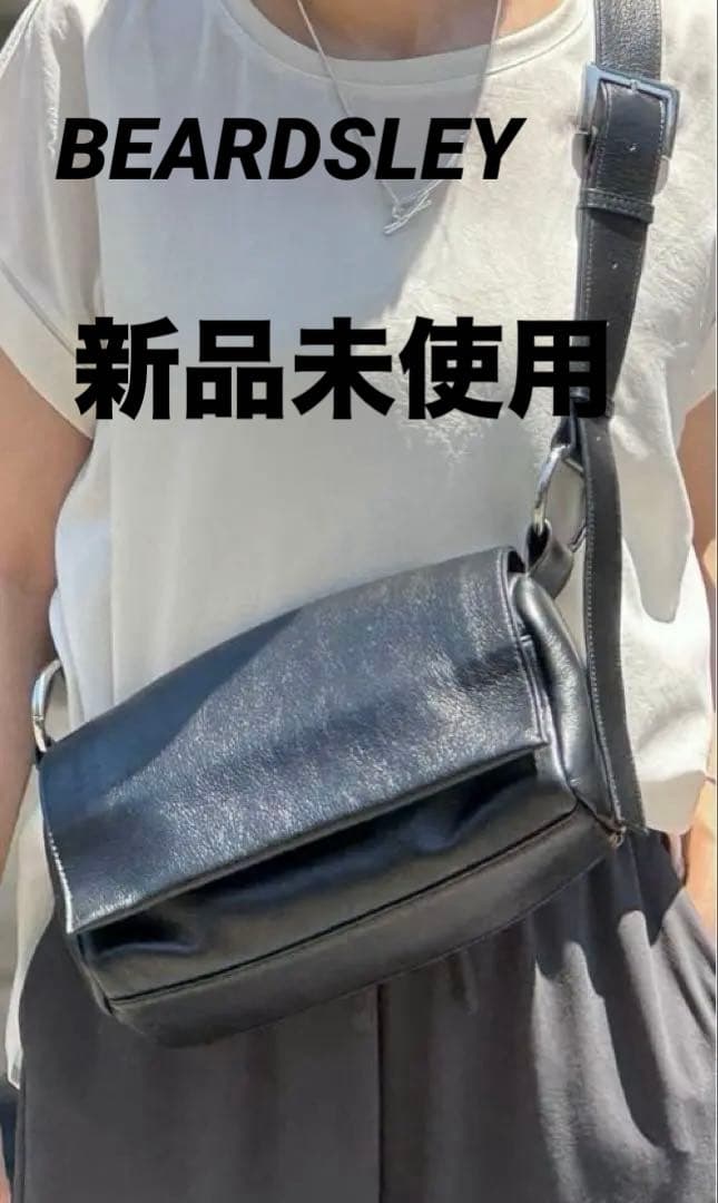 【新品未使用】BEARDSLEY(ビアズリー)レザーボディバッグ