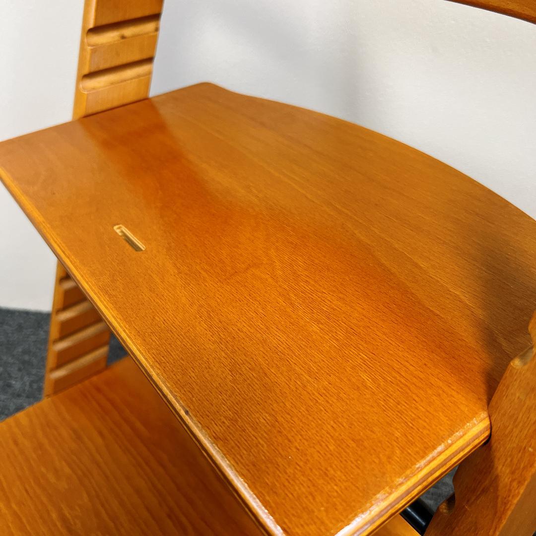 【美品】STOKKE トリップトラップ シリアル3　チェリー　人気色　希少