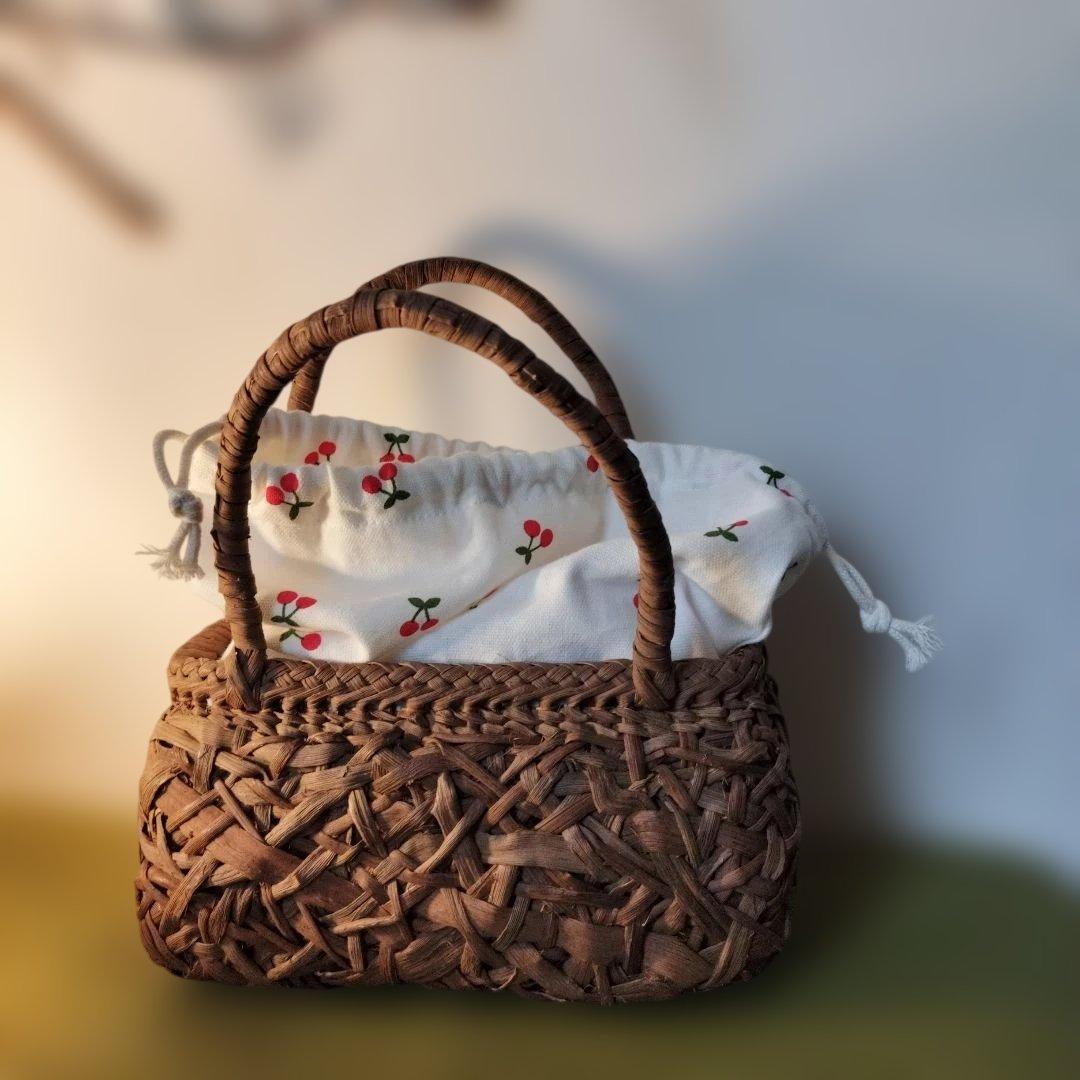 山葡萄やたら編み籠バック（巾着付き） 約横20高さ12幅8