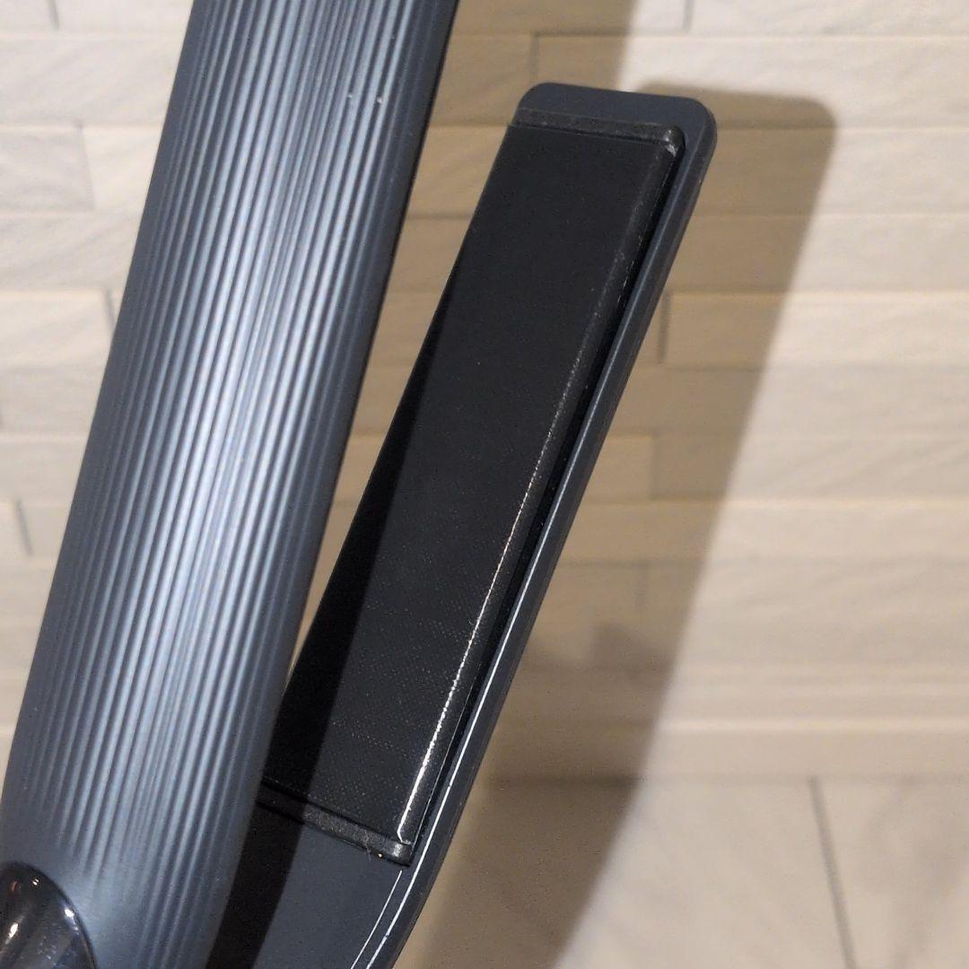 Refa ストレートアイロン Pro 2023年 RE-AT-03A スタンド付