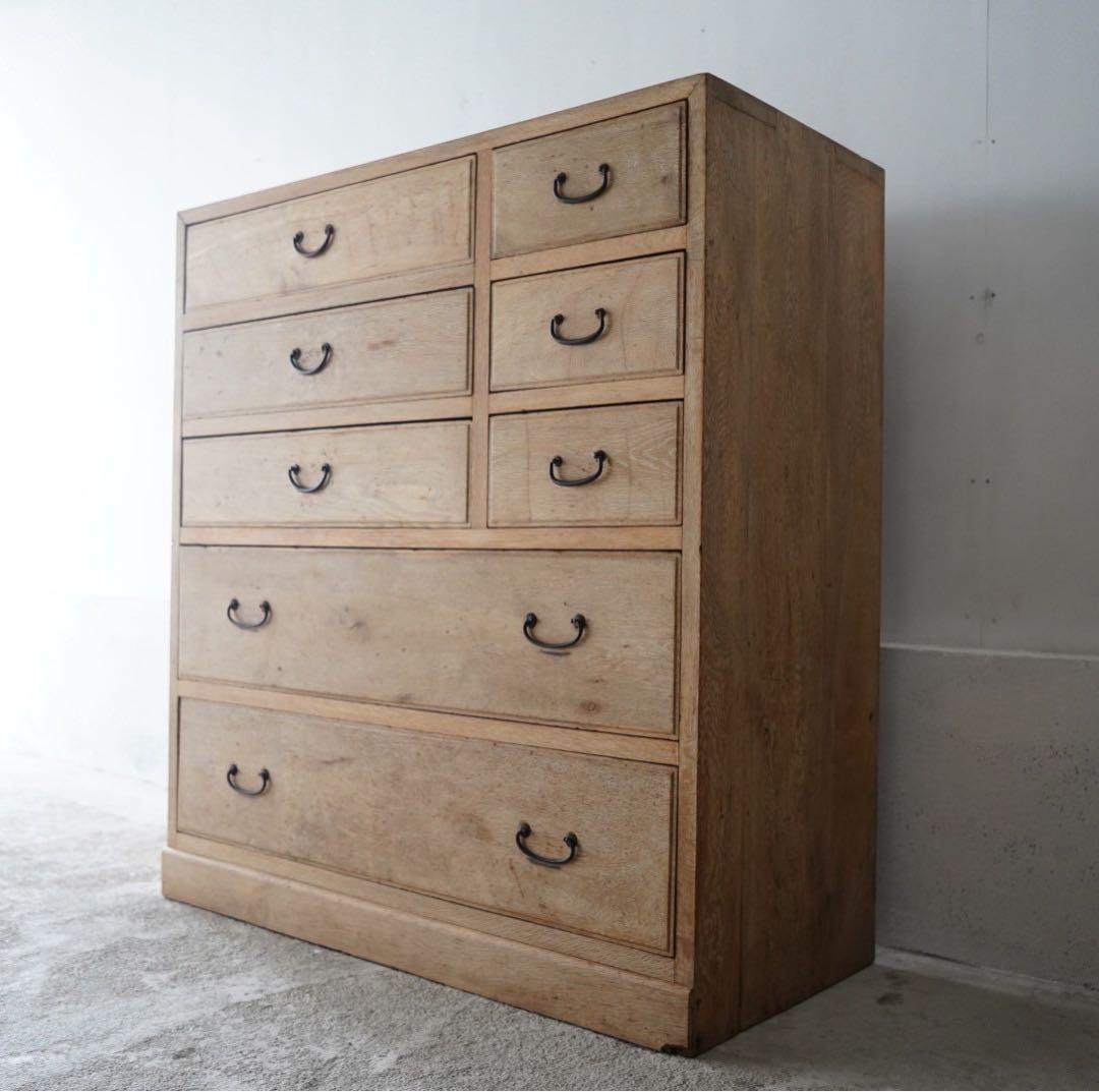 8杯の引き出しチェスト