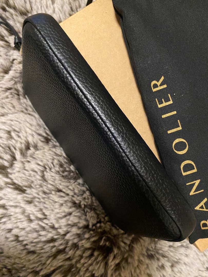 【未使用品】バンドリヤー エキスパンデッド ポーチ ブラック ゴールド