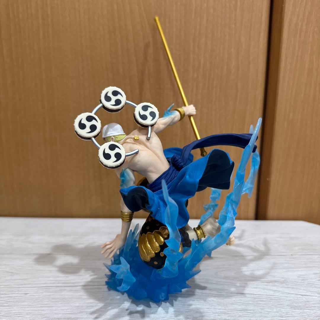 ワンピース　フィギュア　一番くじ　ルフィ　ニカ