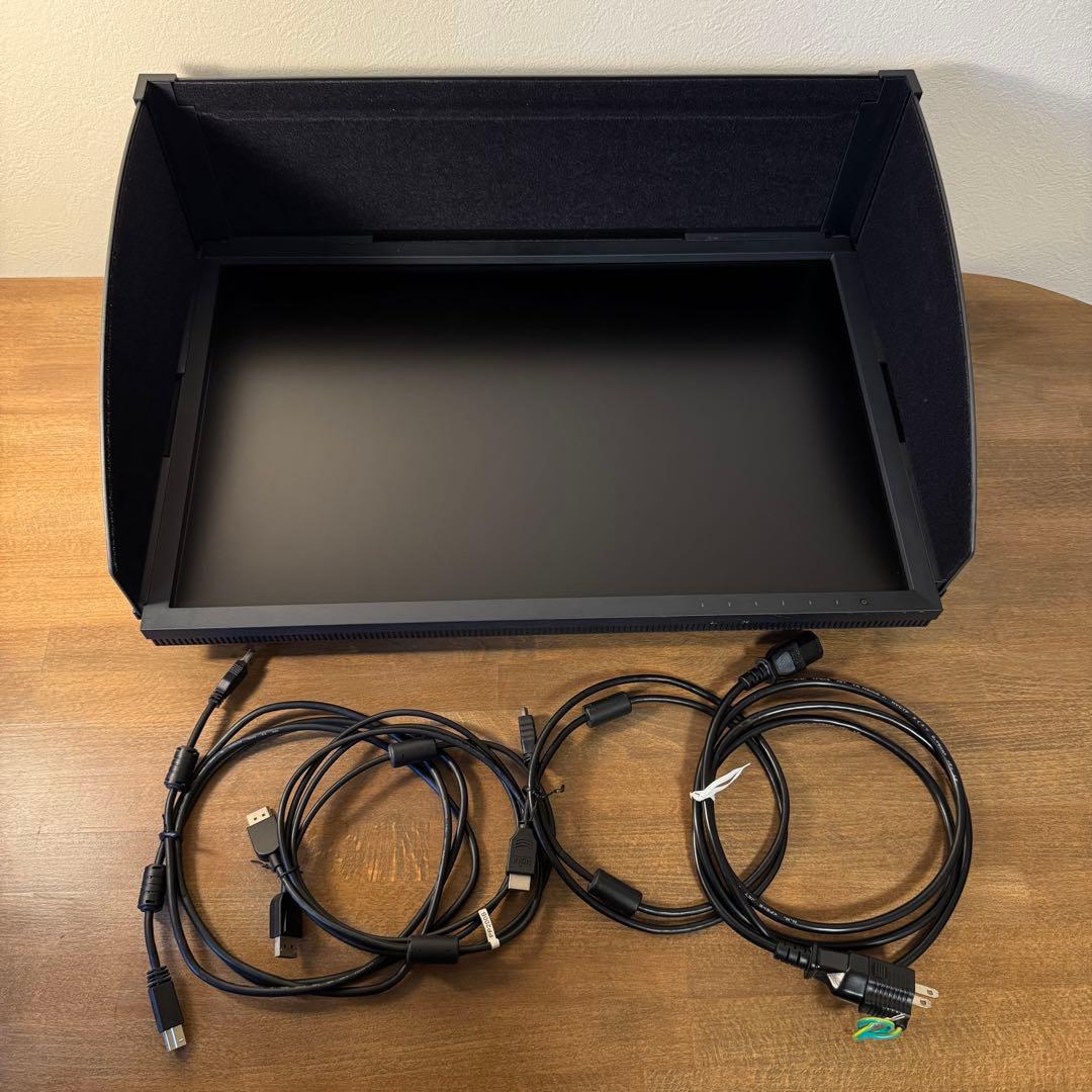 EIZO ColorEdge CS2420 専用遮光フード(CH2400) 付き