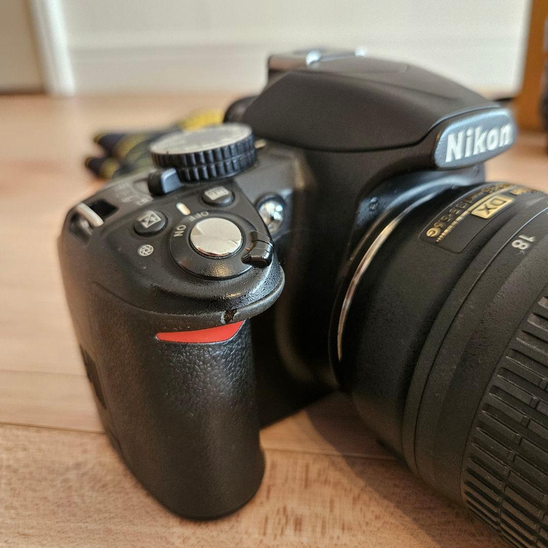 Nikon デジタル一眼レフカメラD3100 & 単焦点レンズ