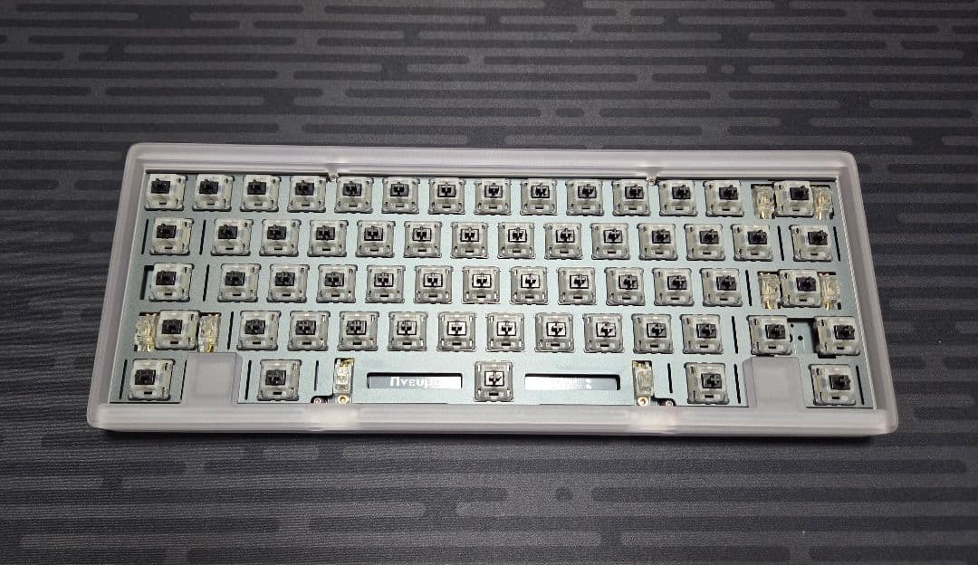 Antipode Studio Pneuma カスタムキーボード