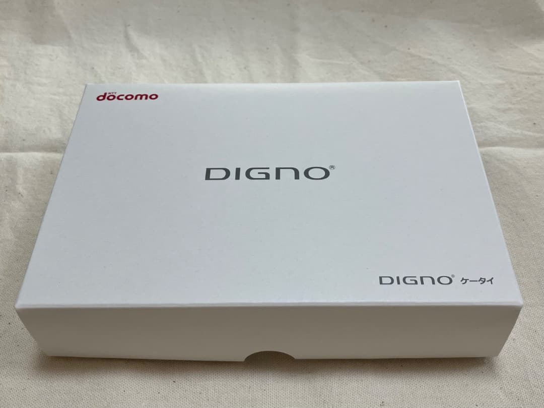 docomo DIGNO KY-42C ホワイト