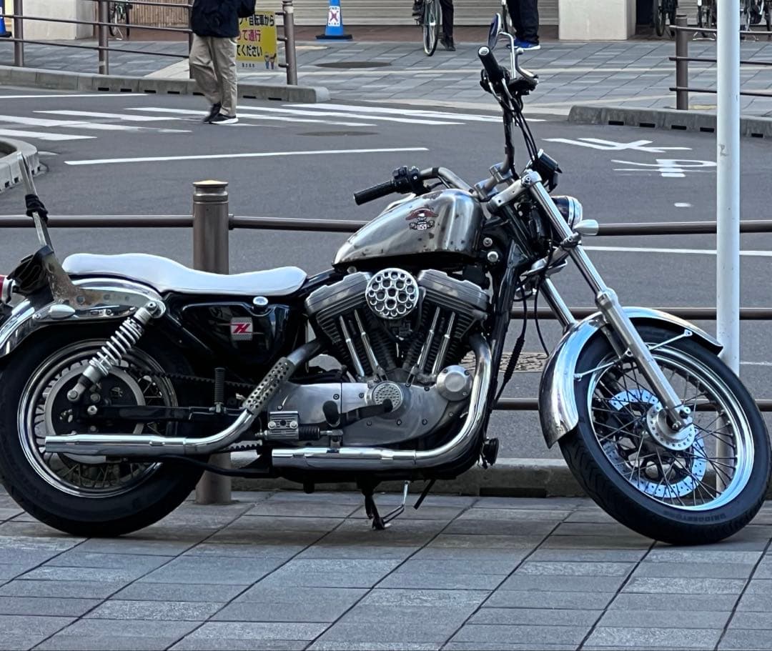 本日送料込　リバティタンク　レプリカ　スポーツスター　〜03 2.25ガロン