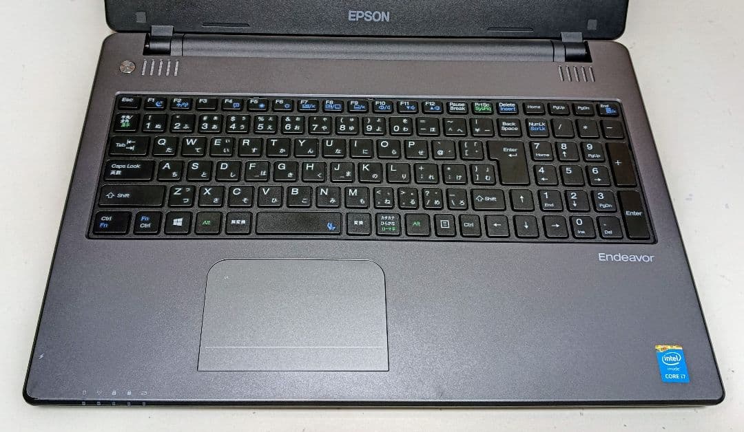 EPSON Endeavor Corei7 メモリ8GB SSD256GB