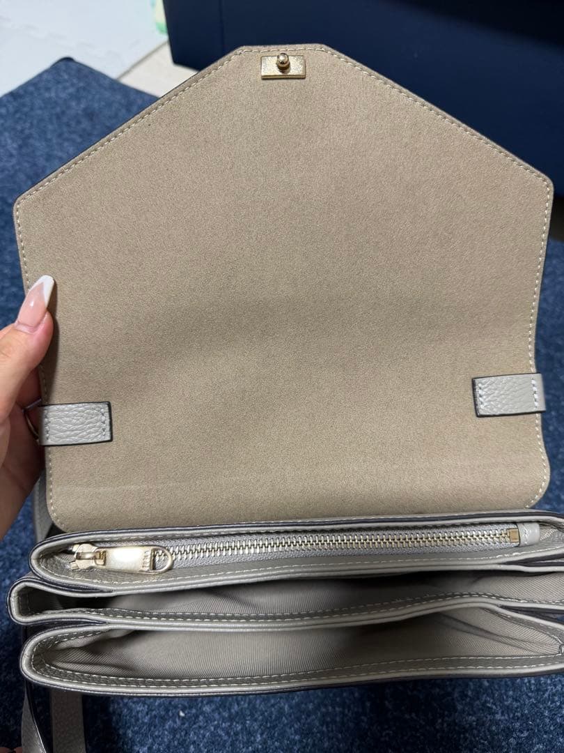 FURLAショルダーバッグ