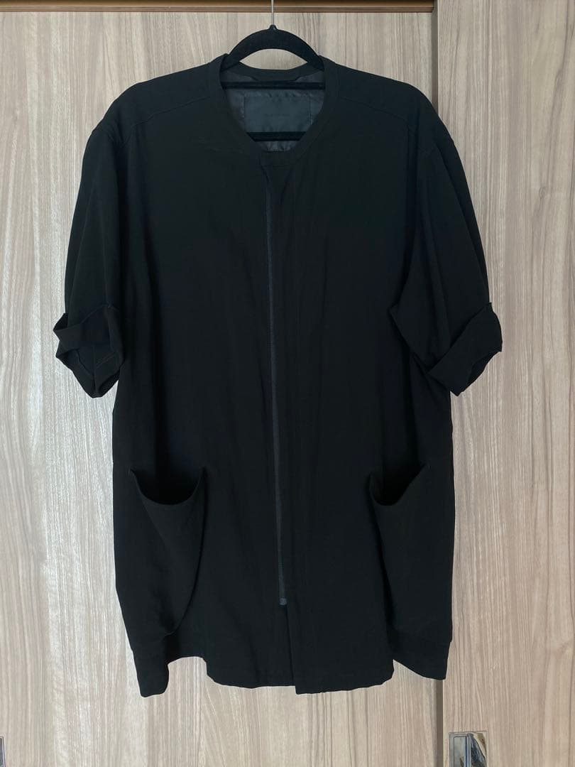 The Viridi-anne 強撚二重織りファスナー半袖シャツ