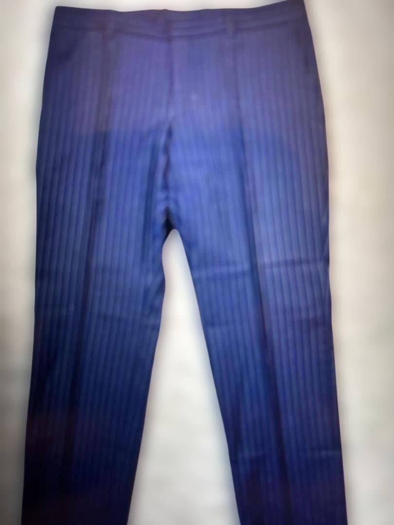 GUCCI スーツ セットアップ ストライプ 2B 裏地ロゴ柄 ネイビー 50R