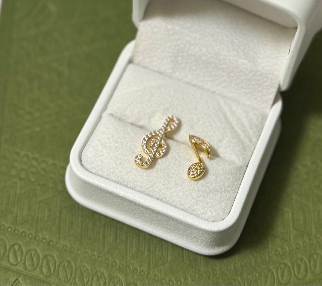 フクロウモチーフ　ピアス　片耳