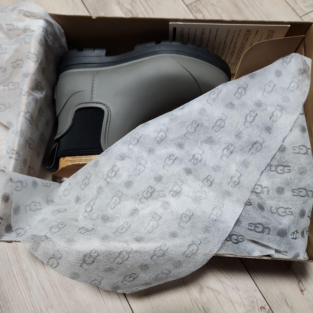 お値下げ！アグUGGレインブーツドロップレット新品、未使用