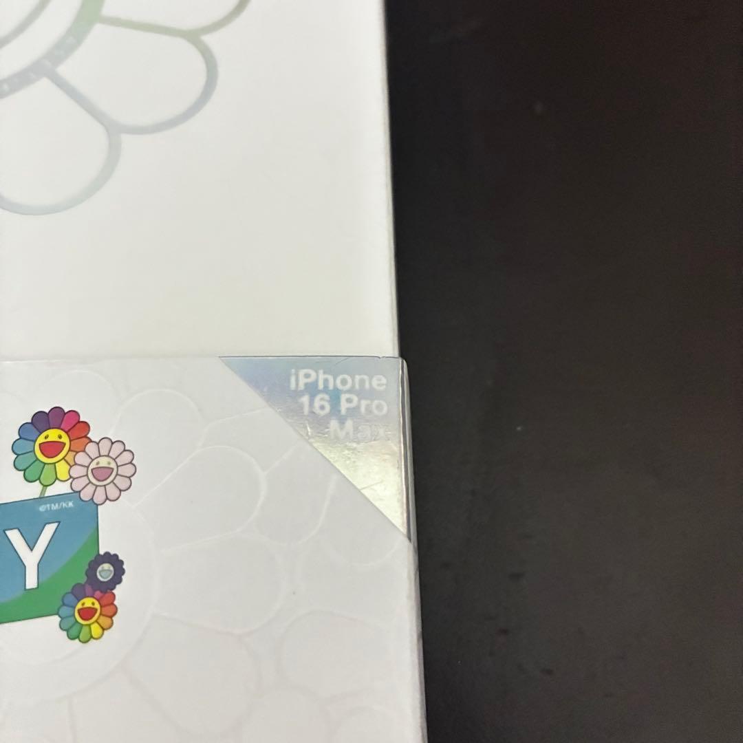 【村上隆 x CASETiFY】FLOWERS BLOOM フィギア BLACK