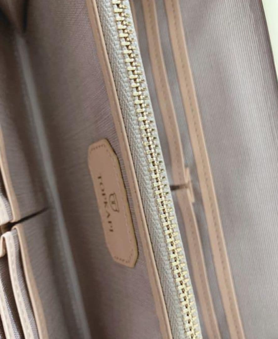 バタフライ様☆未使用☆TOPKAPI ・財布