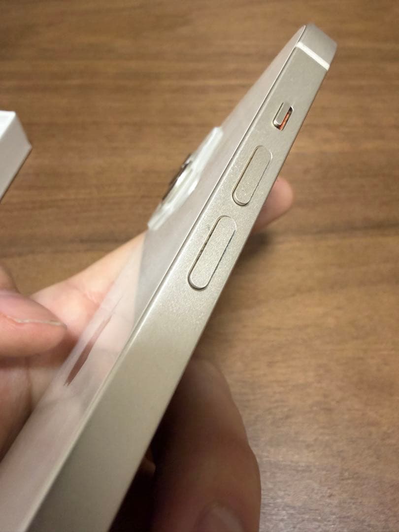 Apple iPhone 13 ホワイト 本体　箱あり