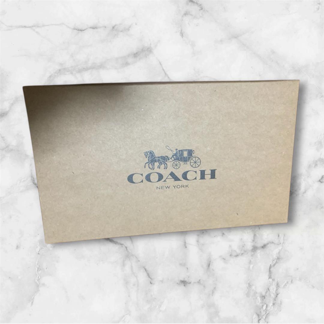 未開封COACH コーチ スヌーピー シグネチャー柄 ラウンドジップ 長財布