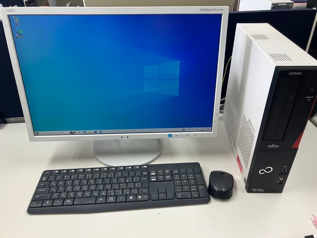 長崎発　デスクトップパソコン　22インチ　LCD-EA223WM-W3（白）中古