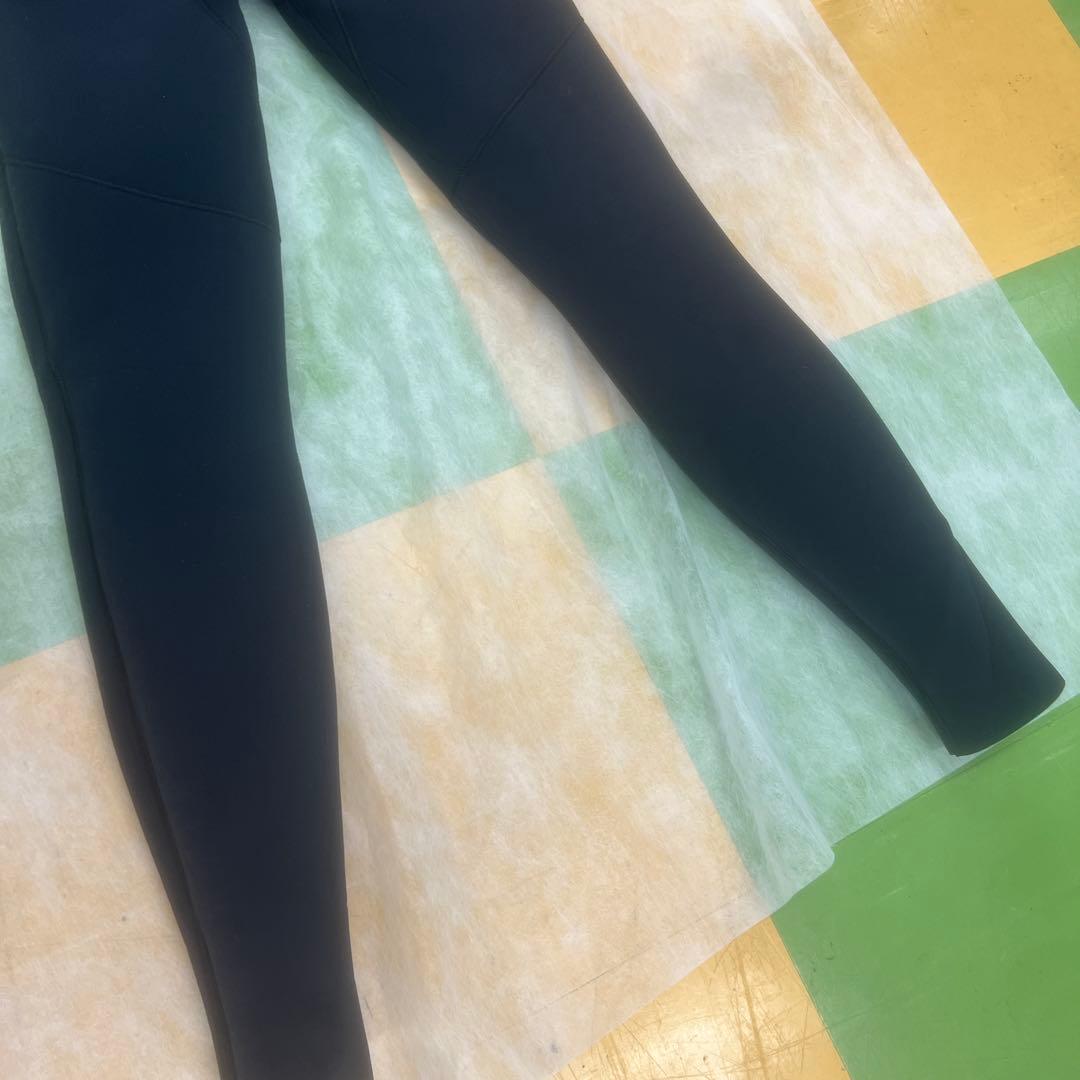 最終値下げ‼️239 BILLABONG フルスーツ ブラック