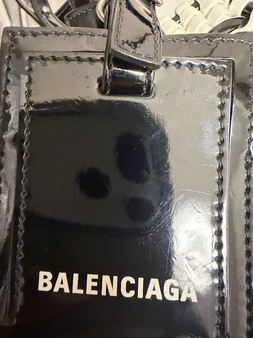 「最終値下げ」BALENCIAGA かごバッグ 白黒