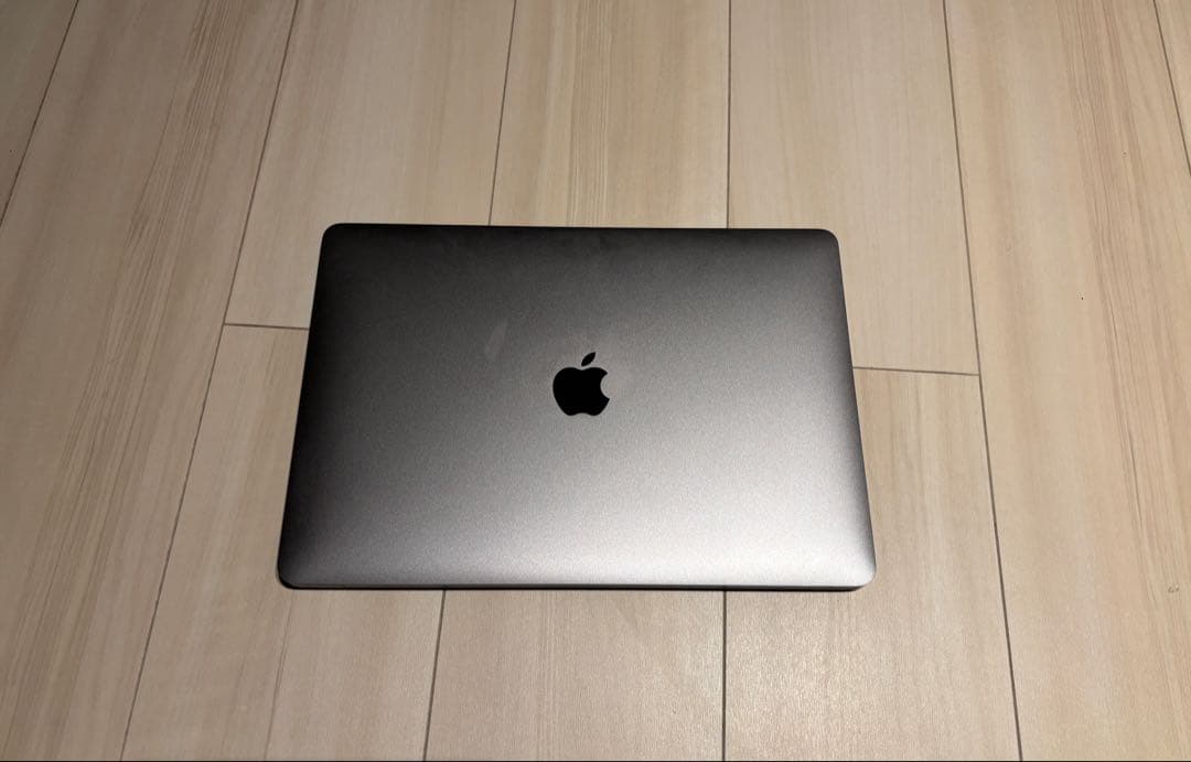 MacBook Air M1本体 8GB 256GB 純正アダプター　ケーブル付