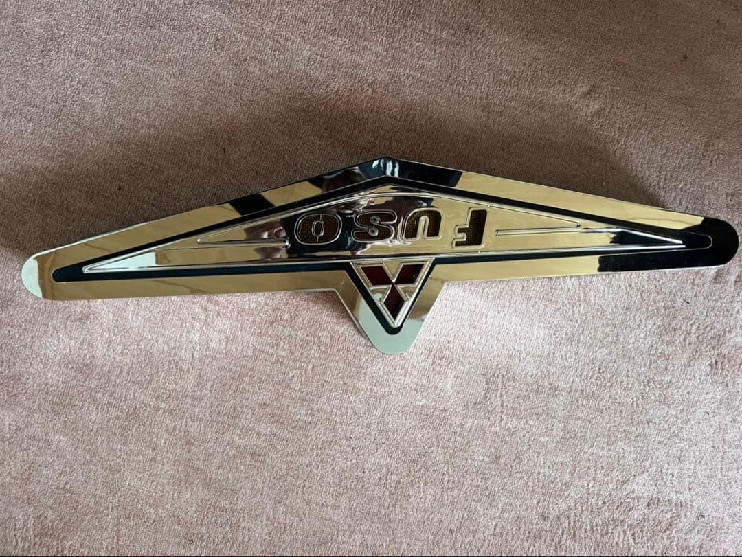 三菱ふそうバスマーク⭐︎美品⭐︎歌麿？