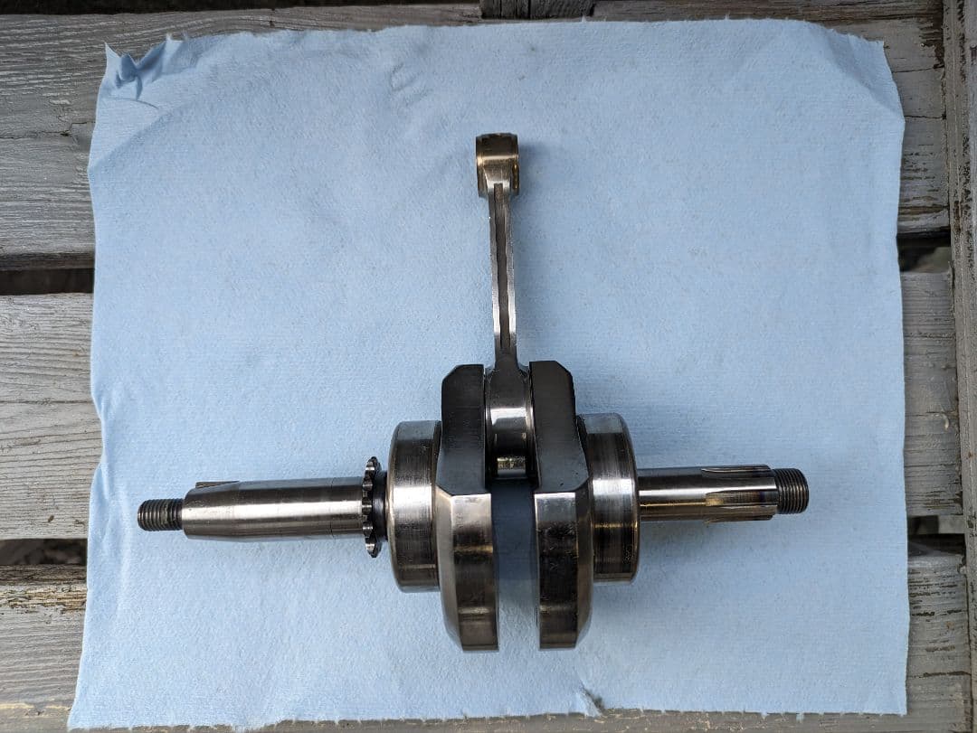 クランクシャフト スチール製 シールドベアリング