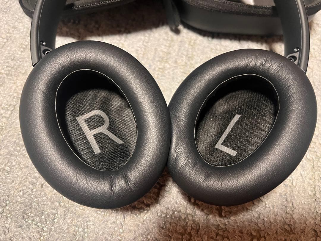 f*ん様 Bose QuietComfort Headphones　ワイヤレスヘ