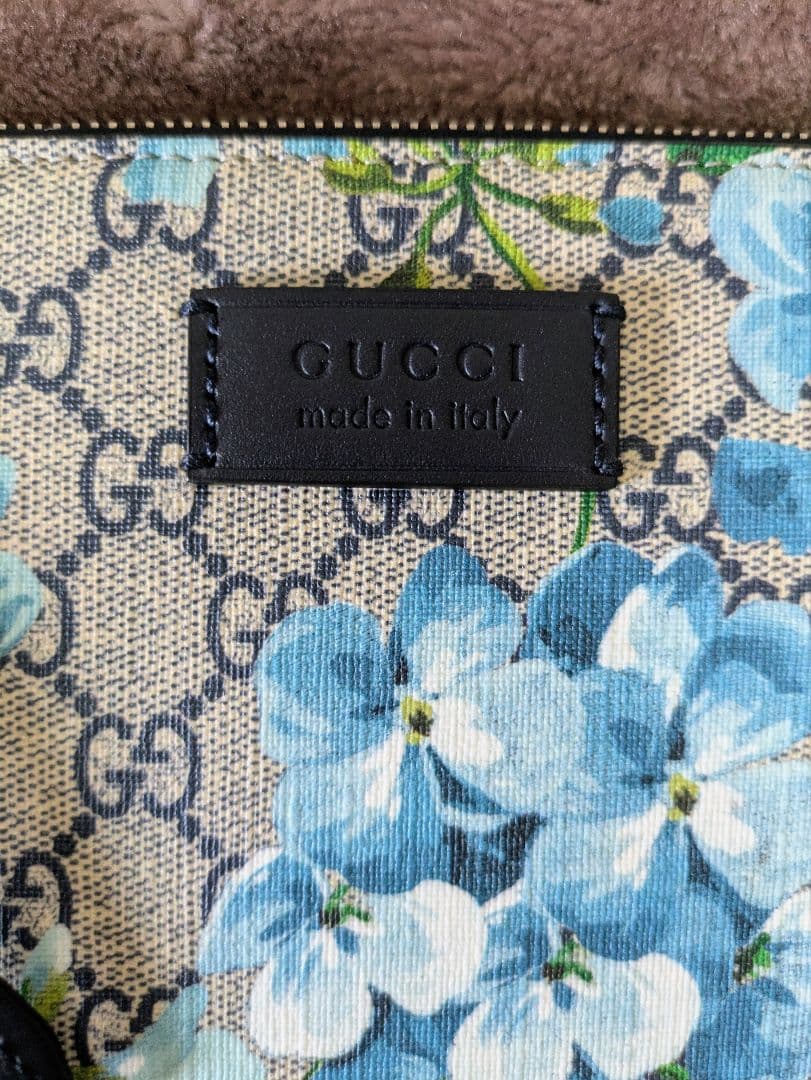 S*8様 GUCCI 花柄 クラッチバッグ A4対応