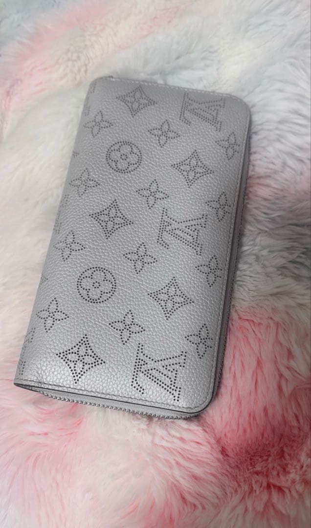 ルイヴィトンレア長財布