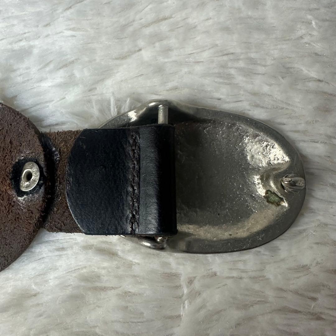 ヴィヴィアン レザーベルト フラワーデザイン オーブ型押印