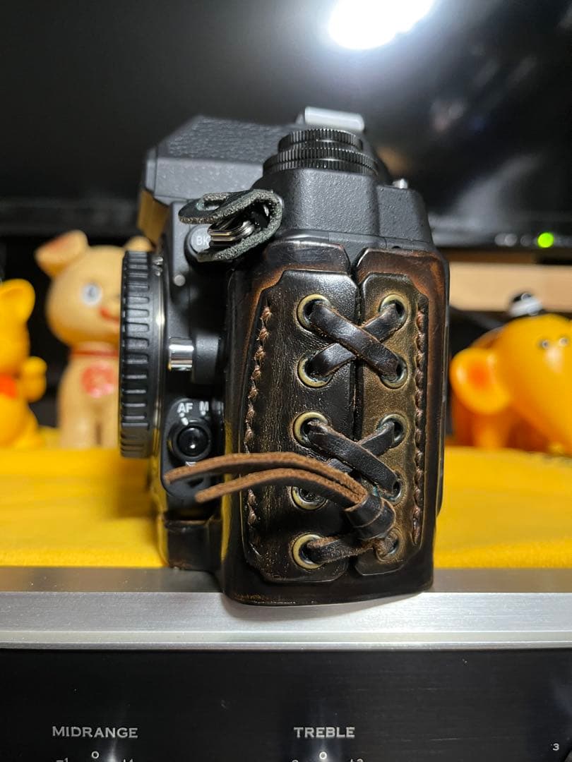 Nikon Df デジタル一眼レフカメラ　ショット数4300回前後バッテリー3