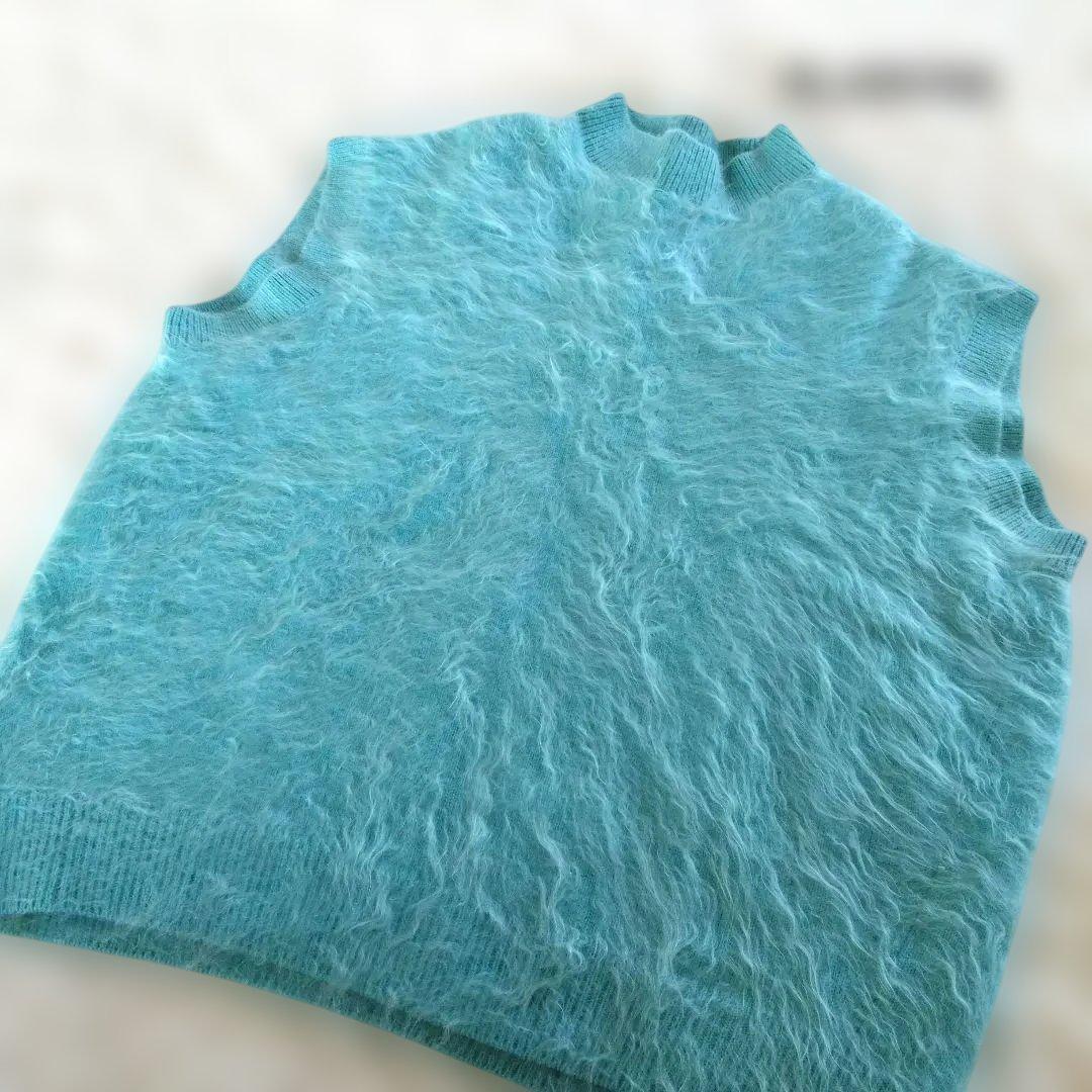 人気✨BLAMINK カシミヤ100%ニットベスト　ファー　ライトブルー