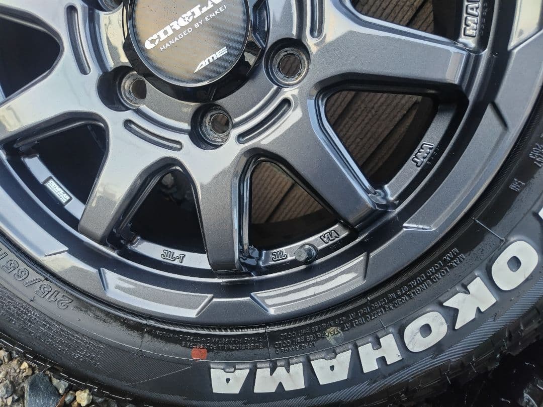 美品 アルミ 16インチ ヨコハマ ジオランダー AT 215 65 16