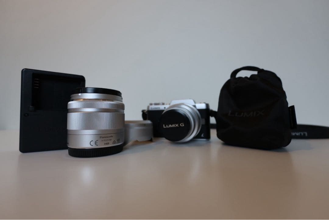 Panasonic LUMIX DMC-GF7 ミラーレス一眼カメラ　ブラック