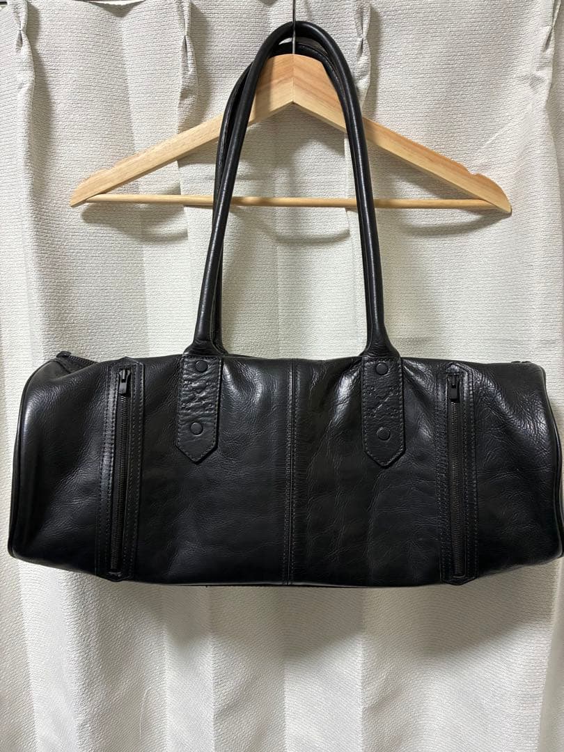 ネームレスイズ　nameless is 本革レザードラムバッグ