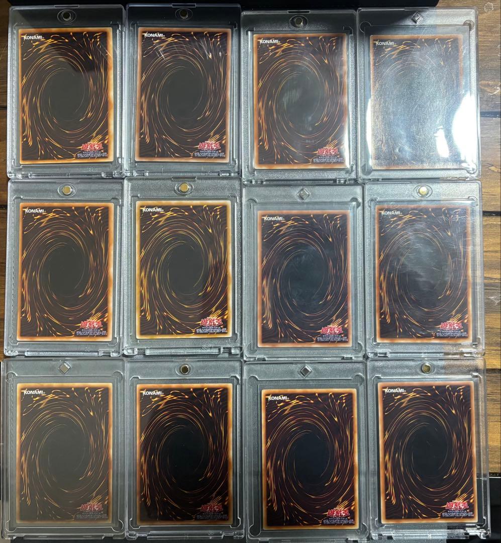 青眼の白龍　レリーフ　初期　引退コレクション