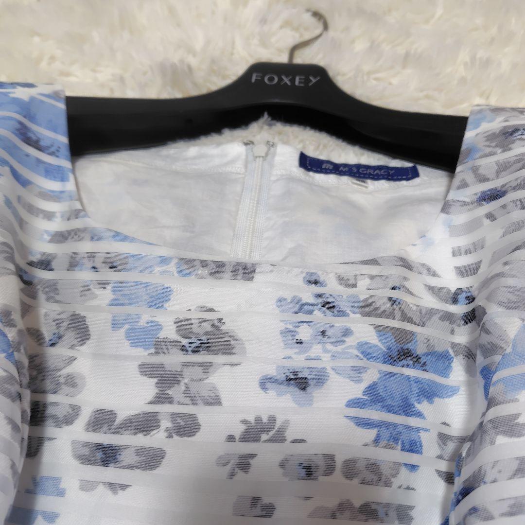 【美品♡人気デザイン】エムズグレイシー　シアーフラワーリボンフレアワンピース　青