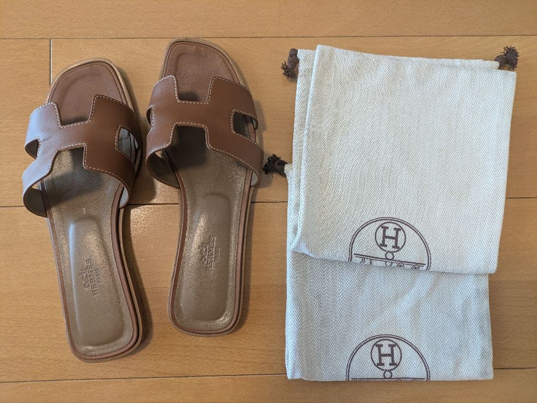 HERMES エルメス サンダル 《オラン》