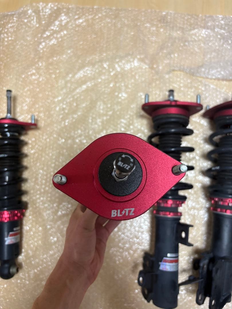 ひーちゃん BLITZ車高調