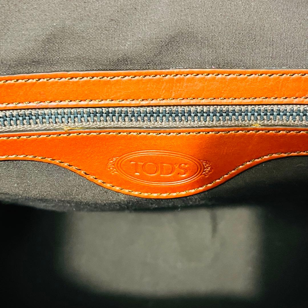 【美品】TOD'S カーフ レザー ハンド トート バッグ ショルダー 大容量