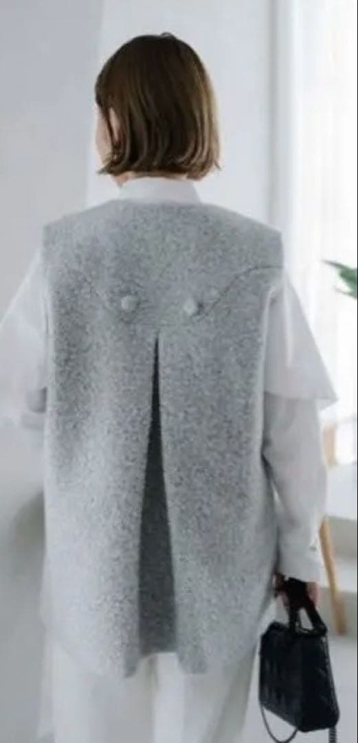 ループボアＶネックベスト グレー38