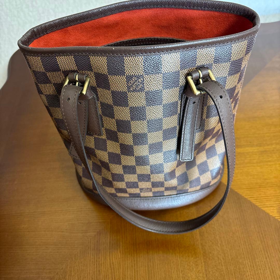 ルイヴィトン　マレ　ダミエ柄ブラウンレザーハンドバッグ