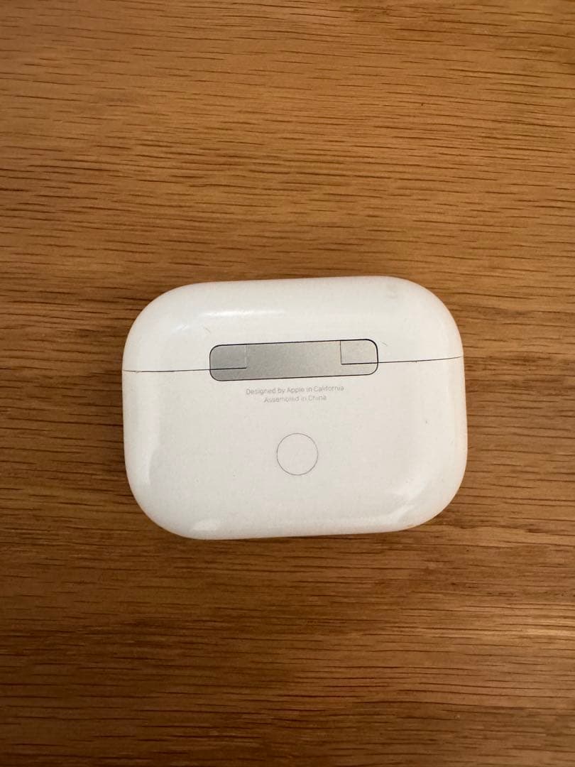 AirPods Pro（第2世代）Lightning 付属品完備／傷あり